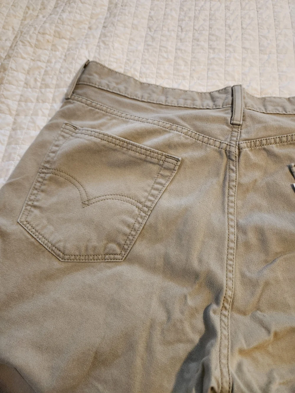 2 LOT pair Levi's 514 Straight Fit Men’s Jeans - Light Khaki SIZE 32